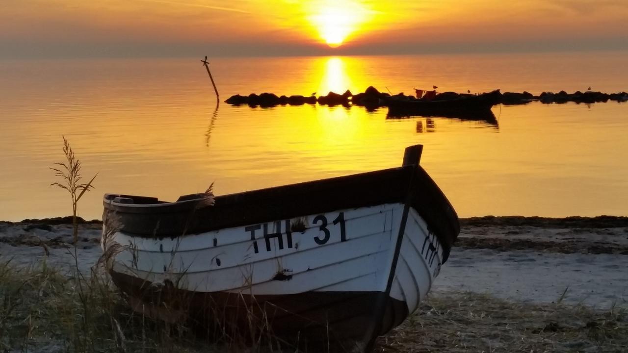 Hotel Godewind Thiessow Exterior foto
